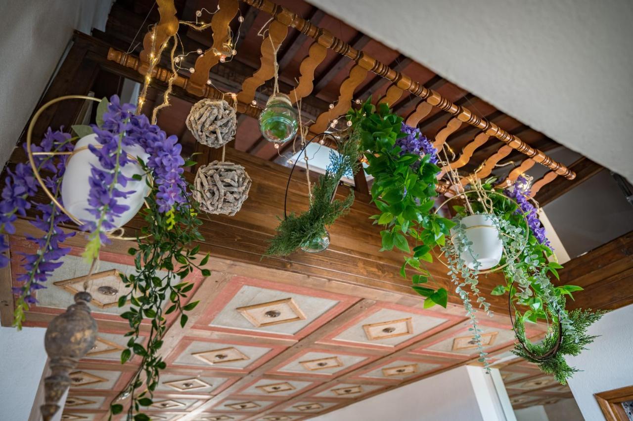 Via Lamberti, 3 - Florence Charming Apartments - Charming And Historic 5Th-Floor Attic Apartment With Elevator In A Building At The Heart Of Vibrant Florence, Just A 2-Minute Walk From All Attractions Exterior foto